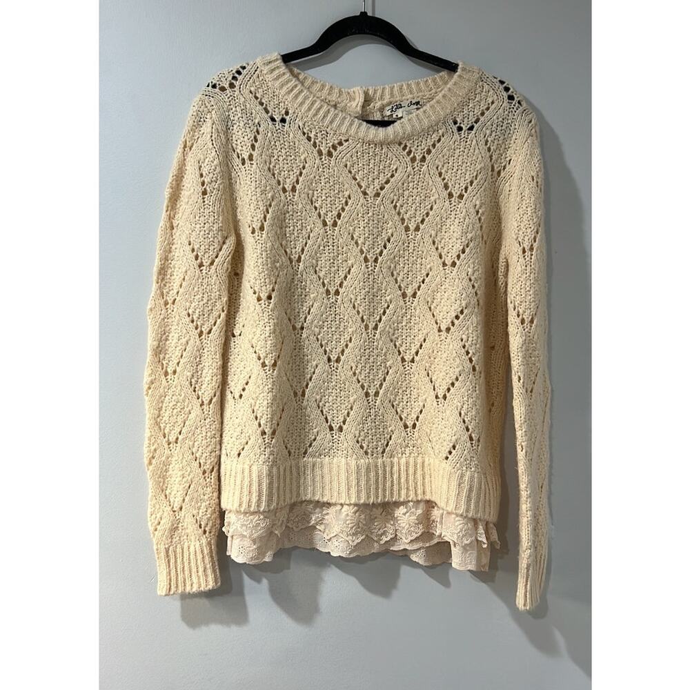 Anthropologie Lili's Closet Button Back Beige Sweater Size Small